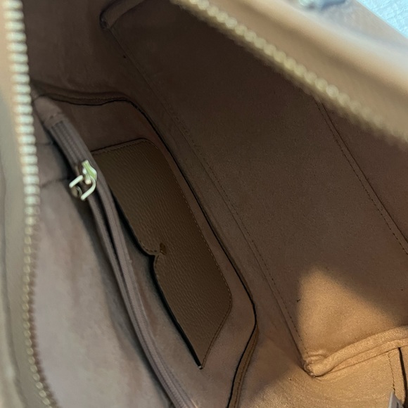 Kate Spade satchel with crossbody strap between a cream and tan color - Picture 4 of 4